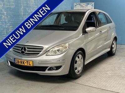 tweedehands Mercedes B200 AIRCO LMV TREKHAAK DEALER ONDERHOUDEN!!!