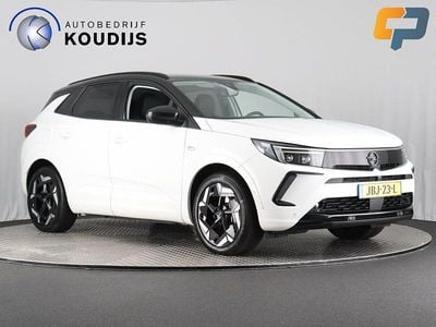 Wit Occasion 2023 Opel Grandland X GSe SUV | € 26.890 (Eerlijke prijs)