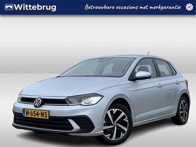 Grijs Occasion 2021 VW Polo Life Hatchback | € 16.950 (Eerlijke prijs)