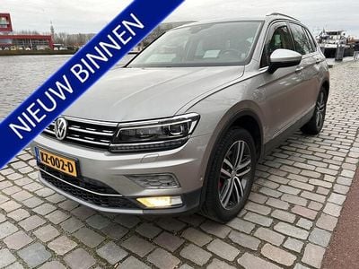 Grijs Gebruikt 2016 VW Tiguan Highline SUV | € 19.950 (Goede deal)