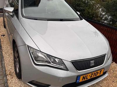 Grijs Gebruikt 2017 Seat Leon Style Hatchback | € 8.750 (Eerlijke prijs)