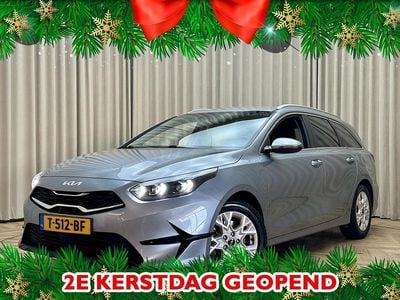 Grijs Gebruikt 2023 Kia Ceed Hatchback | € 19.950 (Goede deal)
