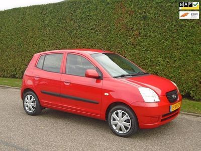Rood Occasion 2007 Kia Picanto Light Hatchback | € 1.950 (Duur)