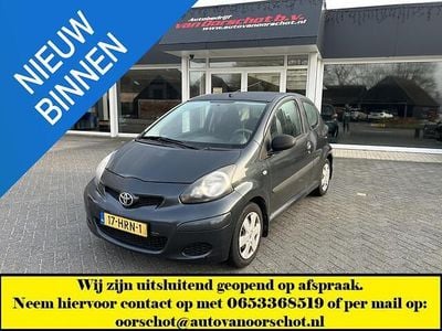 Occasion Toyota Aygo 68 PK (50 kW) 2009 Grijs Hatchback