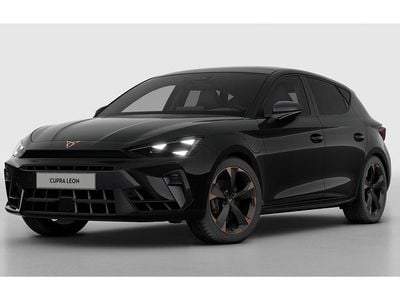 Midnight black Nieuw 2025 Cupra Leon Hatchback | € 48.525 (Iets duurder)
