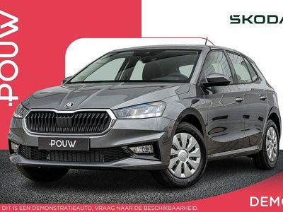 Grijs Gebruikt 2024 Skoda Fabia Essence Hatchback | € 19.900 (Eerlijke prijs)