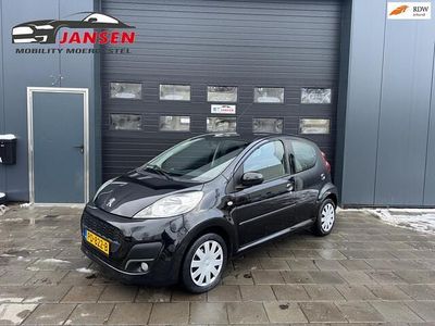 Occasion Peugeot 107 Envy 68 PK (50 kW) 2013 Zwart Hatchback