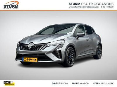 Grijs Occasion 2023 Renault Clio V Esprit Alpine Hatchback | € 22.995 (Eerlijke prijs)