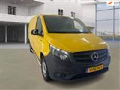 Geel Gebruikt 2020 Mercedes e-Vito MPV | € 5.999 (Goede deal)