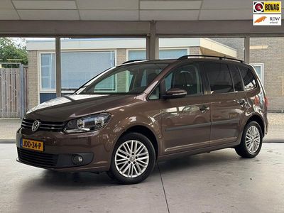 Bruin Occasion 2014 VW Touran Comfortline MPV | € 12.950 (Duur)