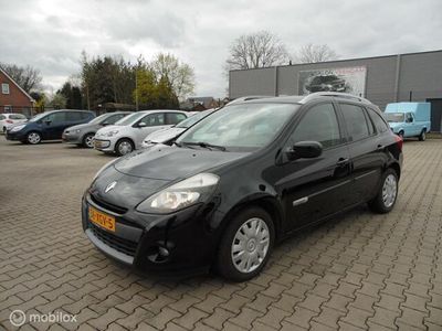 tweedehands Renault Clio Estate 1.5 dCi Night & Day Airco Ell Pak Km N.a.p