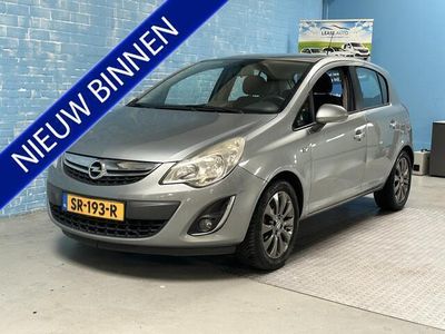 tweedehands Opel Corsa 1.2-16V Cosmo AIRCO CRUISE TREKHAAK Financial is m