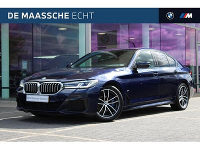 Blauw Occasion 2021 BMW 530 Executive Sedan | € 43.450 (Duur)