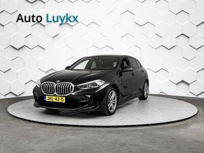 Zwart Gebruikt 2024 BMW 118 M Sport Hatchback | € 29.440 (Super prijs)