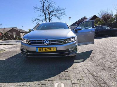 Occasion 2017 VW Passat Highline Stationwagen | € 13.000 (Duur)