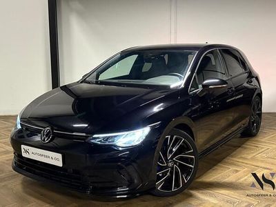 Zwart Gebruikt 2020 VW Golf VII R-line Hatchback | € 24.940 (Eerlijke prijs)