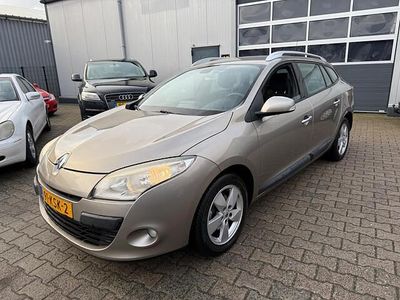 Occasion Renault Mégane GrandTour Dynamique 110 PK (80 kW) 2010 Beige Stationwagen