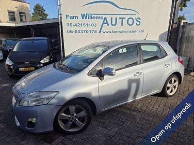 Toyota Auris Hybrid