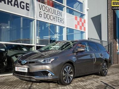Grijs Occasion 2018 Toyota Auris Touring Sports Stationwagen | € 18.950 (Eerlijke prijs)