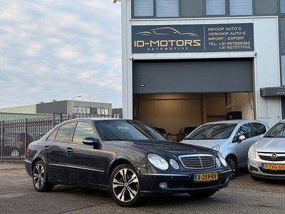 Occasion Mercedes E200 Classic 122 PK (89 kW) 2004 Blauw Sedan