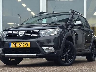 Occasion Dacia Sandero Stepway 90 PK (66 kW) 2017 Zwart Hatchback