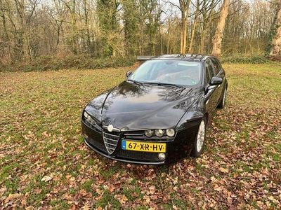 Zwart Gebruikt 2007 Alfa Romeo 159 Ti Stationwagen | € 2.750 (Eerlijke prijs)