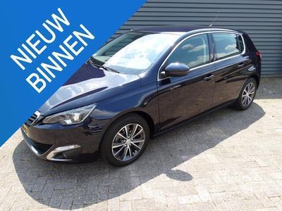 tweedehands Peugeot 308 1.2 PureTech Allure