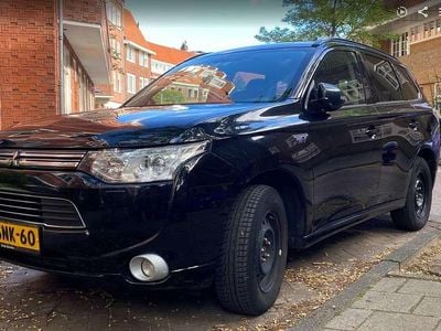 Mitsubishi Outlander P-HEV