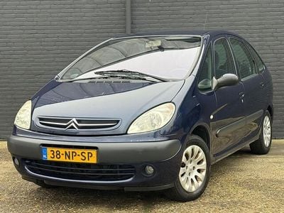 Blauw Gebruikt 2004 Citroën Xsara Picasso MPV | € 995 (Iets duurder)