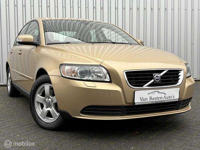 Geel Gebruikt 2009 Volvo S40 Momentum Sedan | € 6.495 (Iets duurder)