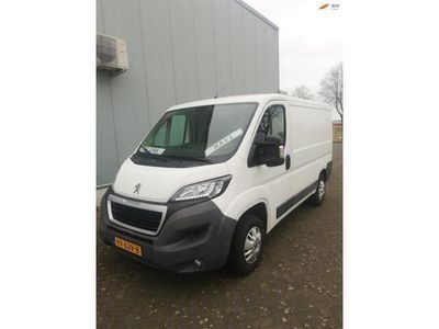 tweedehands Peugeot Boxer 330 2.2 HDI L1H1 Première 1 eigen.