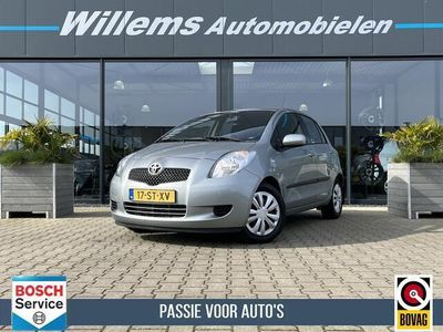 tweedehands Toyota Yaris 1.3 VVTi Sol Airco & Navigatie