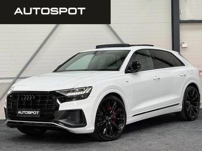 tweedehands Audi Q8 55 TFSI e Quattro 381 Pk S-Line Competition Pano R