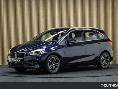 tweedehands BMW 218 2-SERIE Active Tourer i Executive Automaat Launch Edition | Navigatie | Trekhaak