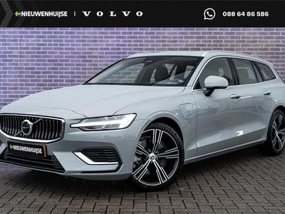Grijs Occasion 2024 Volvo V60 Stationwagen | € 36.894 (Super prijs)