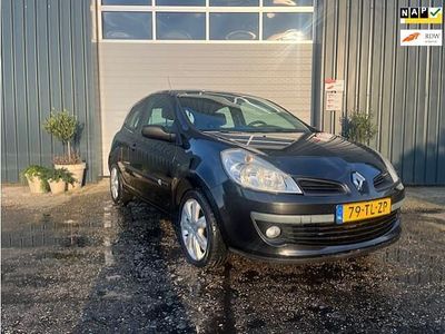 Occasion Renault Clio II Expression 98 PK (72 kW) 2006 Zwart Hatchback