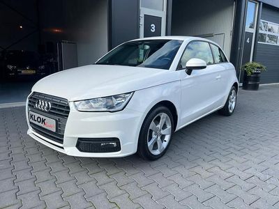 Wit Gebruikt 2015 Audi A1 Sport Hatchback | € 10.999 (Iets duurder)