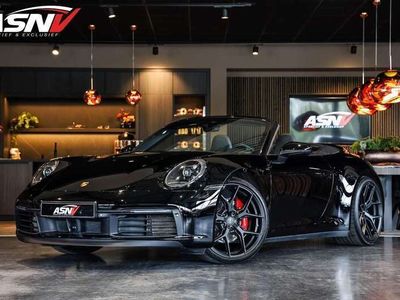 tweedehands Porsche 911 Carrera S Cabriolet 992 Cabrio 3.0 Carrera S, 450 PK, 18/Way/Sport/Seats, 21''/Vossen/Wheels, Sport/Uiltaat/BP, Bose, Adapt. Cruise, 25DKM