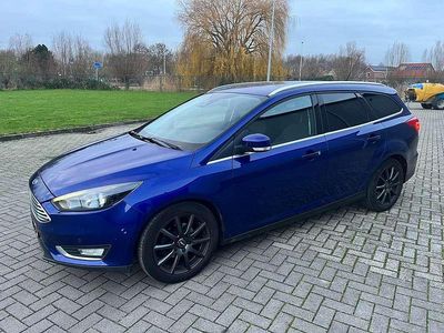 Blauw Occasion 2016 Ford Focus Titanium Stationwagen | € 6.500 (Eerlijke prijs)