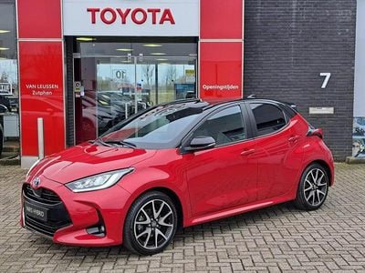 Occasion Toyota Yaris Hybrid Executive 2026 Rood Hatchback