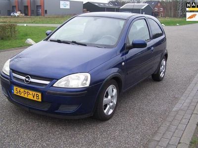 tweedehands Opel Corsa 1.2-16V Maxx