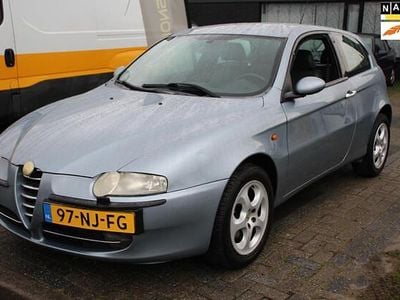 Blauw (metallic) Gebruikt 2004 Alfa Romeo 147 Veloce Hatchback | € 950