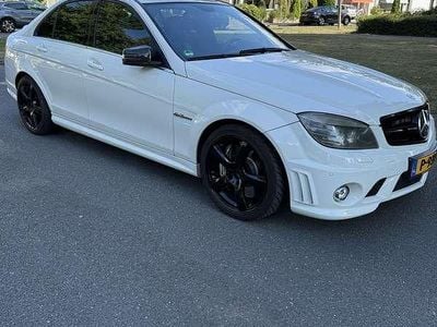 Mercedes C63 AMG