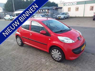 Occasion Peugeot 107 68 PK (50 kW) 2008 Rood Hatchback