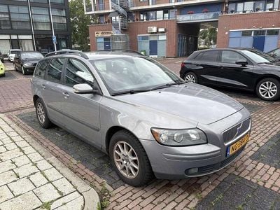 Grijs Occasion 2004 Volvo V50 Stationwagen | € 4.500 (Duur)