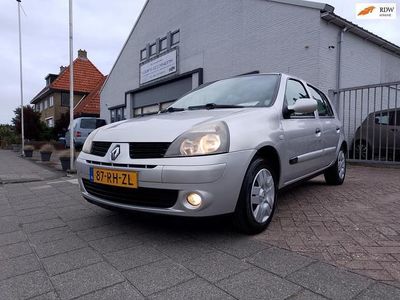 Occasion 2005 Renault Clio II | € 799 (Eerlijke prijs)