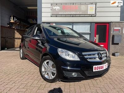 Occasion Mercedes B180 116 PK (85 kW) 2011 Zwart MPV