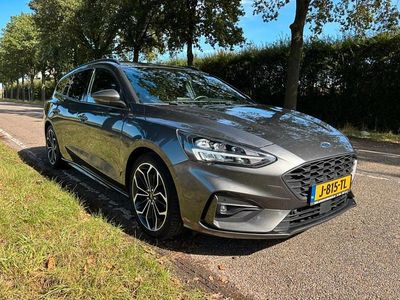 Grijs Occasion 2019 Ford Focus Business Edition Stationwagen | € 19.250 (Iets duurder)