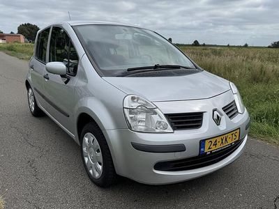 Occasion Renault Modus 98 PK (72 kW) 2007 Grijs MPV
