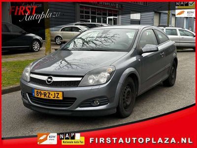 tweedehands Opel Astra GTC 1.7 CDTi Cosmo NAVI/AIRCO/CRUISE | INRUILKOOPJ